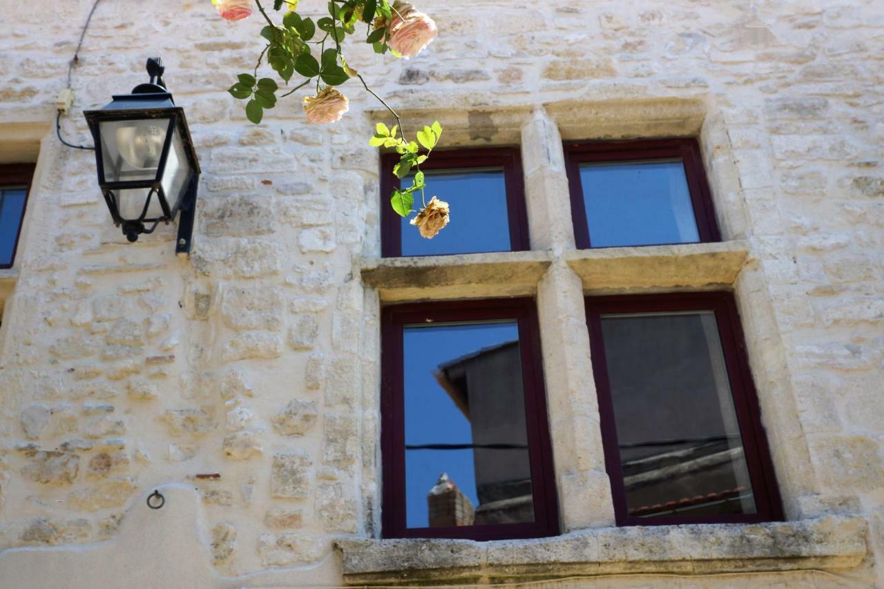 La Villages Chambres D'hôtes Vallabrègues Exterior foto